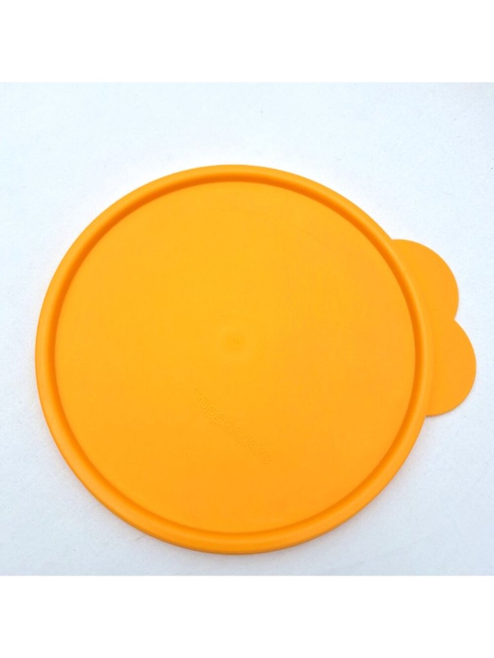 Tupperware Orange Replacement C Seal Lid 2541 D1 Bright Large Tabs Fits 6 Inch - Picture 2 of 7